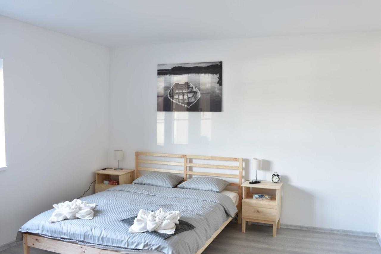 Apartmany U Letiste Pardubice Exterior photo