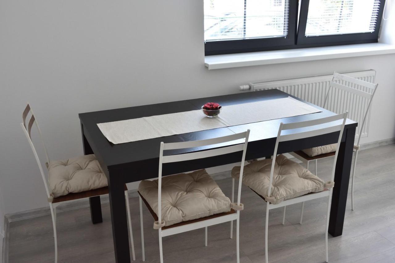 Apartmany U Letiste Pardubice Exterior photo
